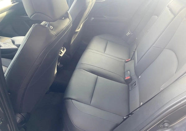 Lexus UX cena 159900 przebieg: 6367, rok produkcji 2022 z Sieraków małe 277